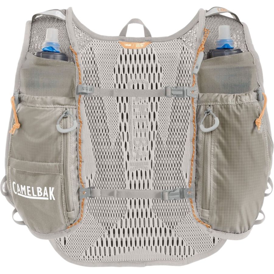 Camelbak Women`s Zephyr Pro, löparväst, grå - Köp för SEK 1.541 - Spara 27%