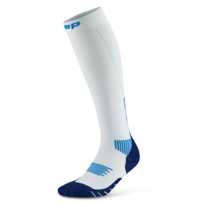 CEP Core Run Socks Tall 5.0, löparstrumpor, dam, ljusblå - SEK 422 hos AktivVinter.se